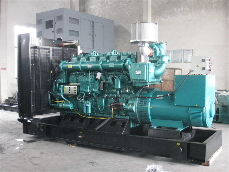 弋江200KW 柴油发电机的油耗是多少?